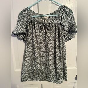 Max Studio Green  and White Floral Blouse